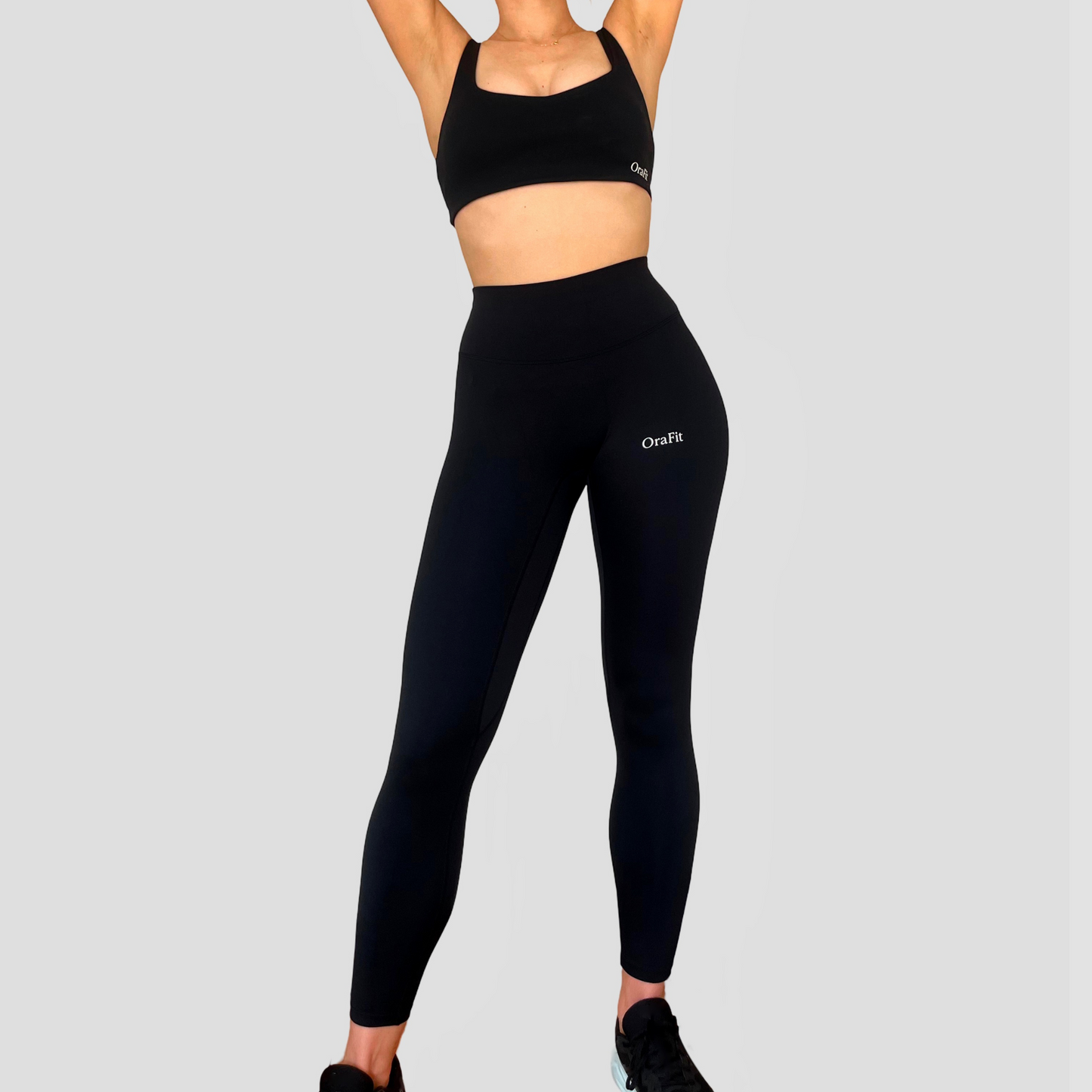 Ensemble brassière legging noir dos froncé face