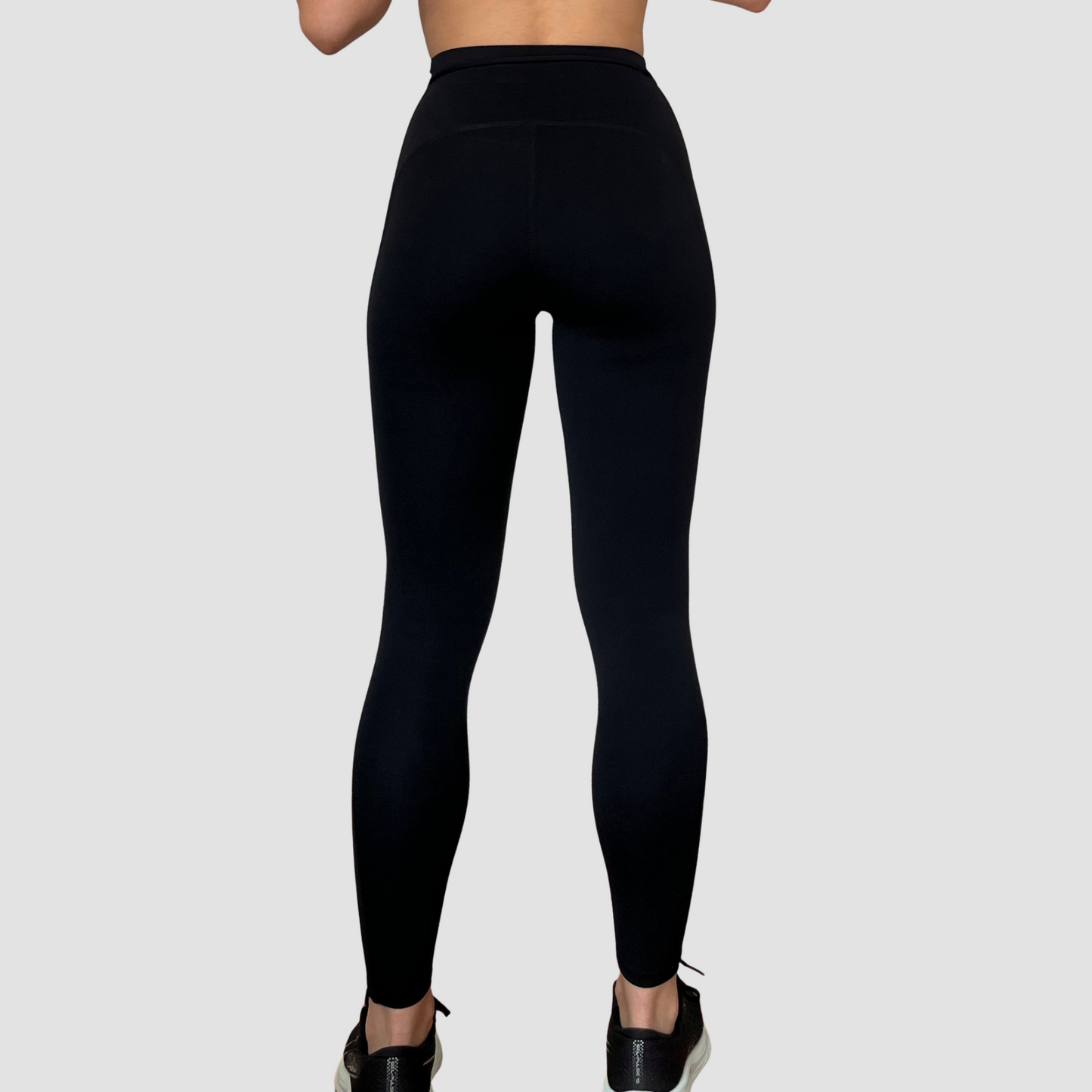 Legging noir avec ceinture originale et galbante