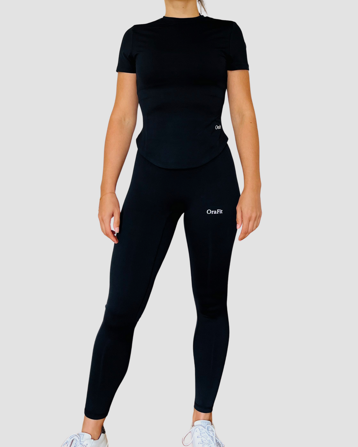 Cléo - Ensemble legging et T-Shirt seconde peau - Noir