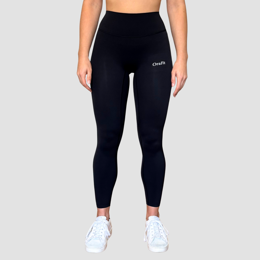 Katia – legging seconde peau OraFit, coloris noir vue de face