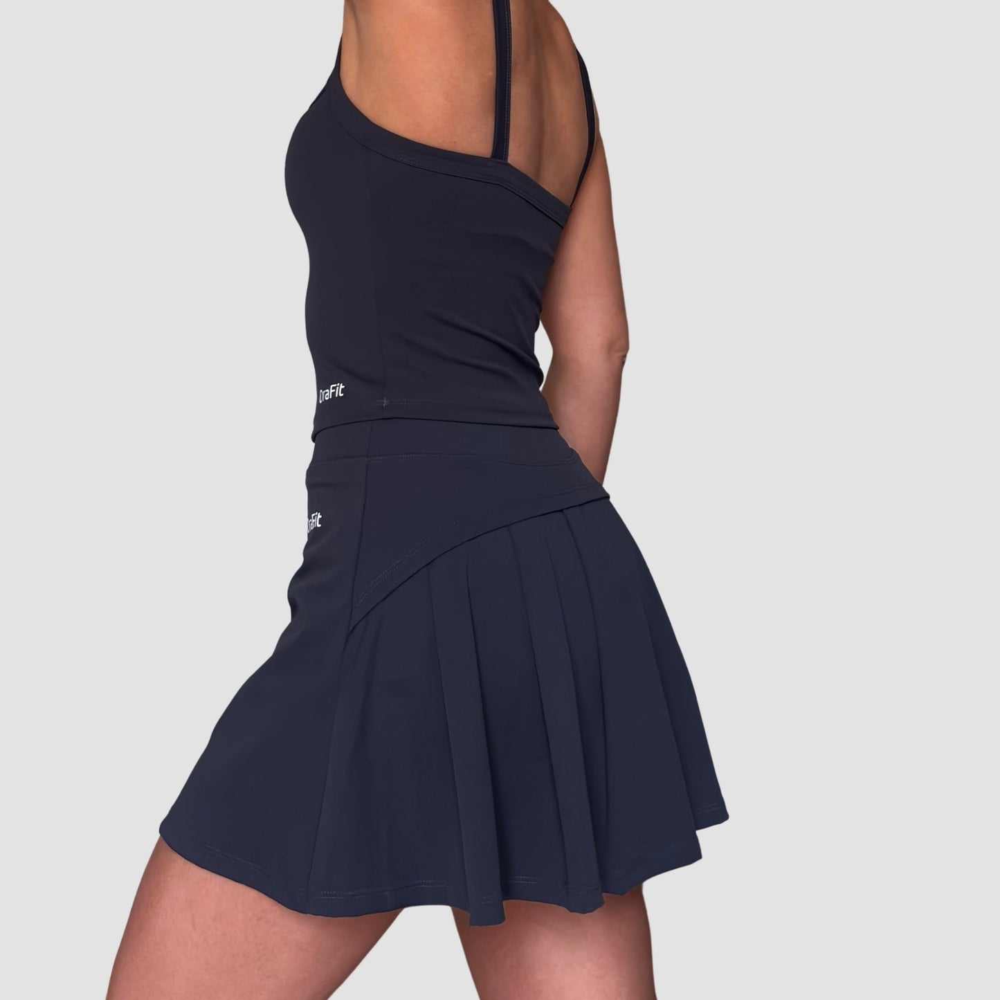 Serena – débardeur décolleté carré OraFit, ensemble tenue sport