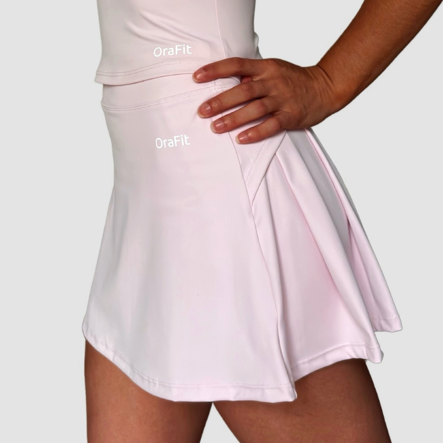 Serena – jupe-short plissée avec poche OraFit, détail poche