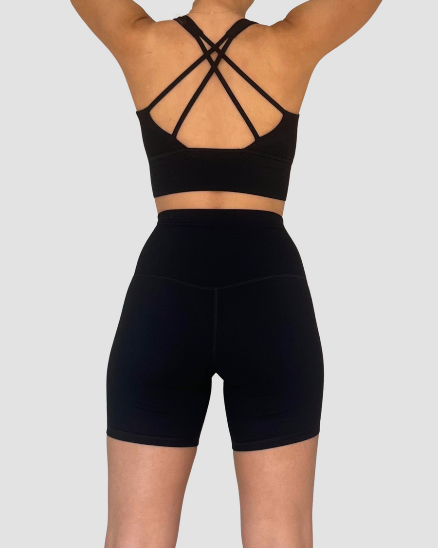 Marilyn – ensemble short et brassière dos croisée OraFit, coloris noir vue de dos [partagée avec Marilyn - Short gainant]