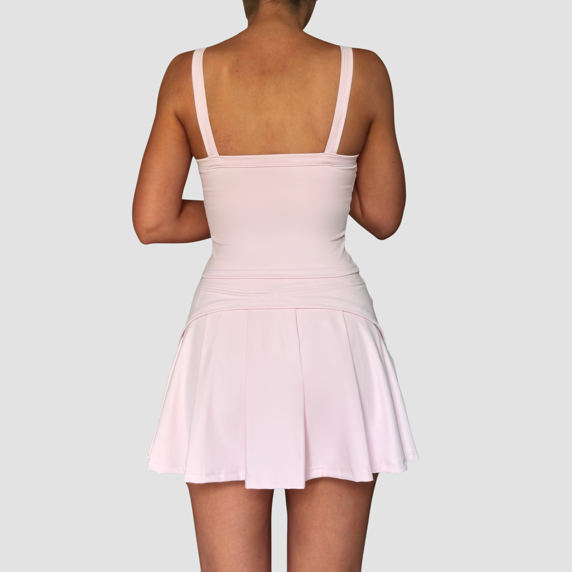 Serena – ensemble débardeur et jupe-short OraFit, vue de dos