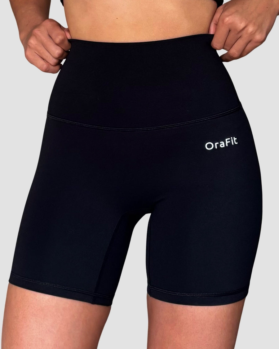 Cassie – short gainant taille haute OraFit, vue de côté
