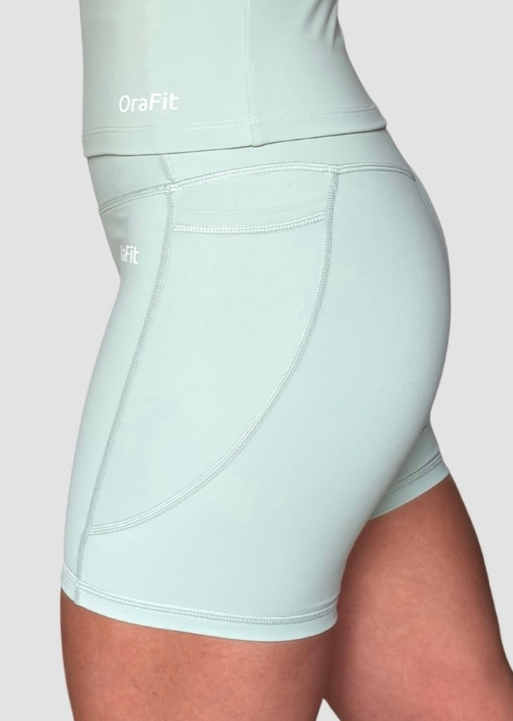 Jade – short taille haute avec poches OraFit, détail tissu