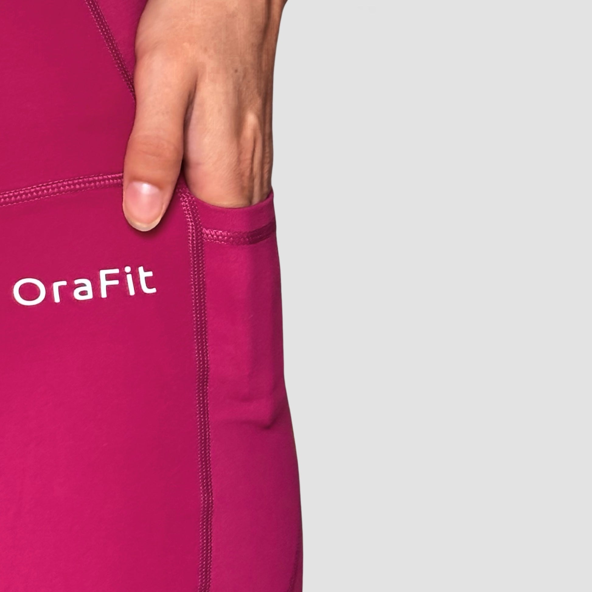 Jade – short taille haute avec poches OraFit, vue portée