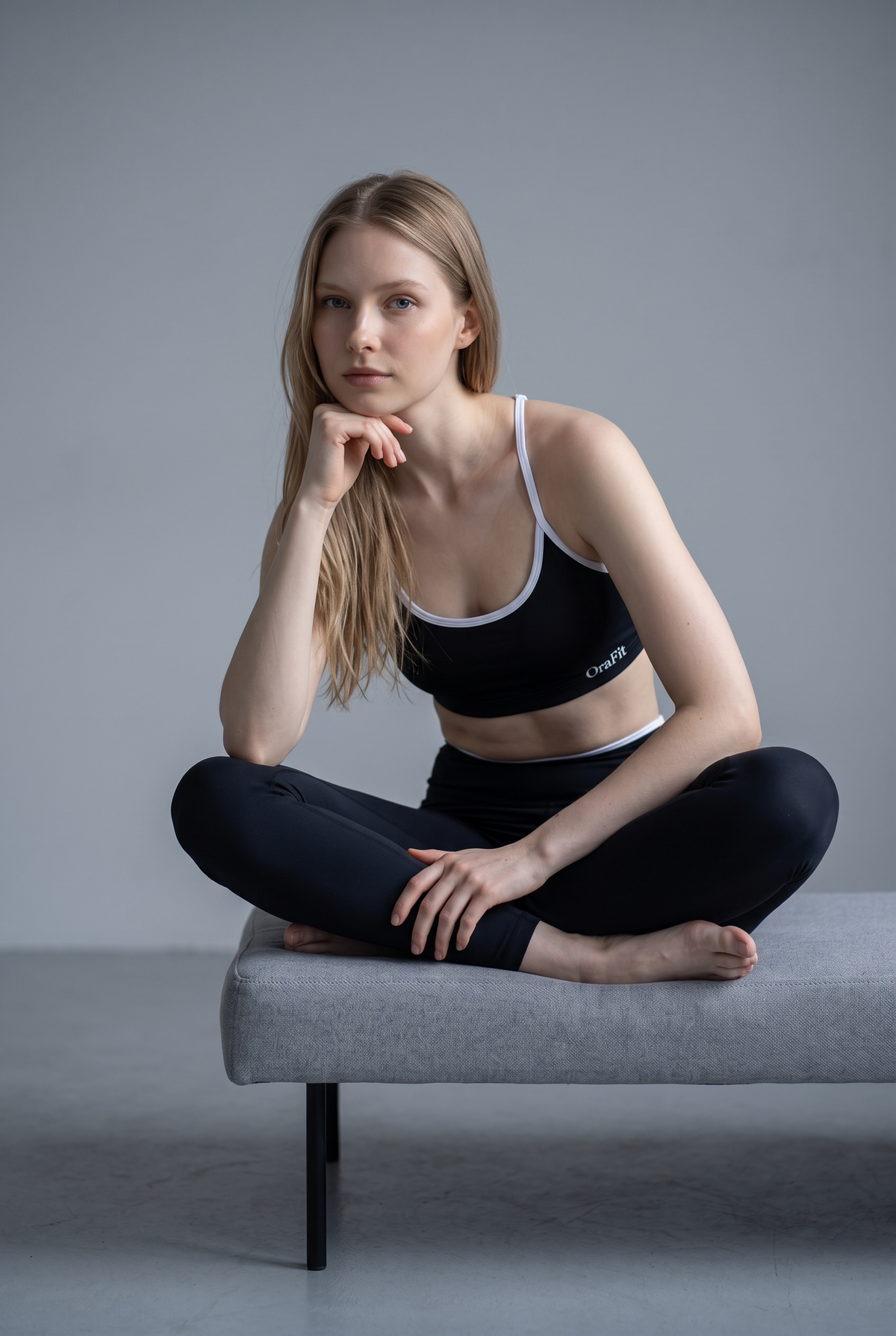 Ensemble Tina noir assise